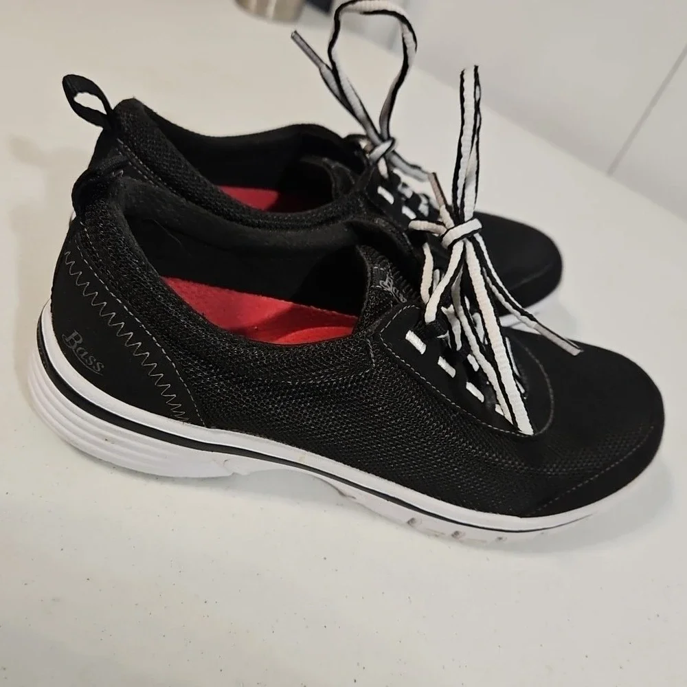G H BASS PROPEL Shoes Womens Size 8M‎ Black/white Sneakers EUC (S176